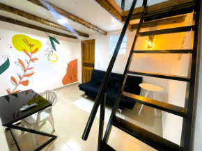 Atenas - Lofts com Cozinha - Próximo Aeroporto e Rodoviária